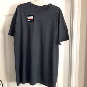Fruit of the Loom T-shirt. NWT